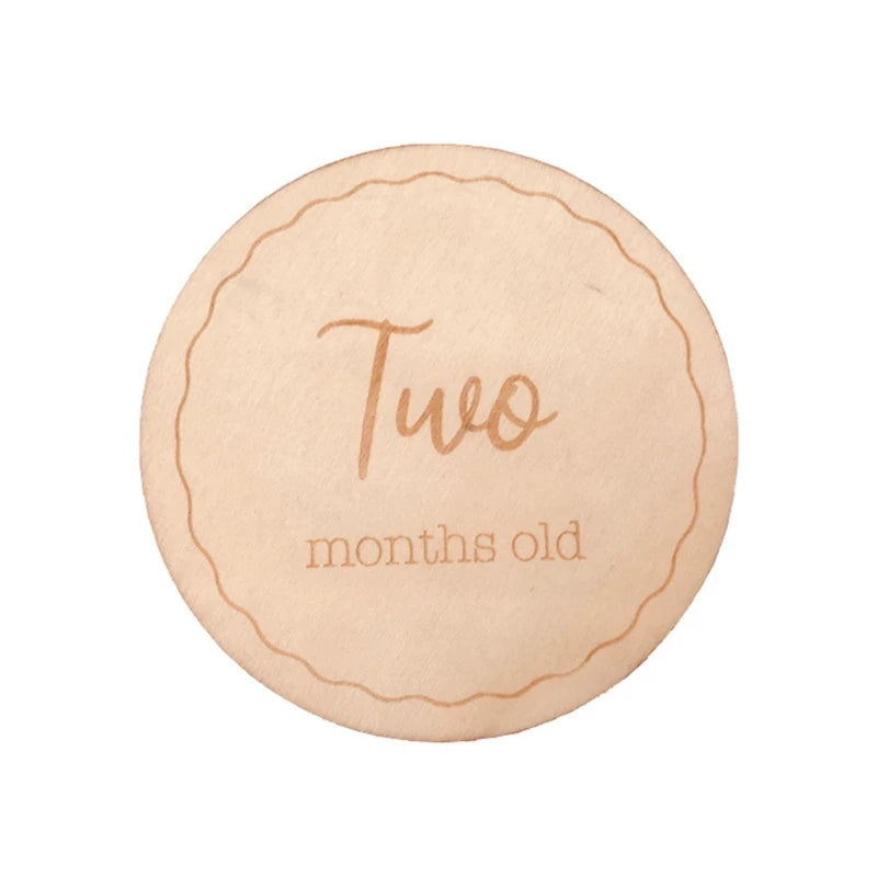 1Pc Wooden Baby Milestone Card Newborn Monthly Growth Recording Cards Handmade Baby Birth Commemorative Cards Photography Proop