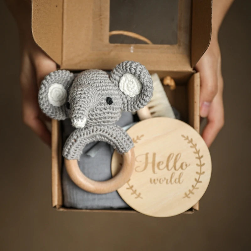 Baby Towel Bath Set Gift Box Cotton Blankets Newborn Milestone Cards Wooden Ring Rabbit Rattle Infant Brush for Baby Birth Gift