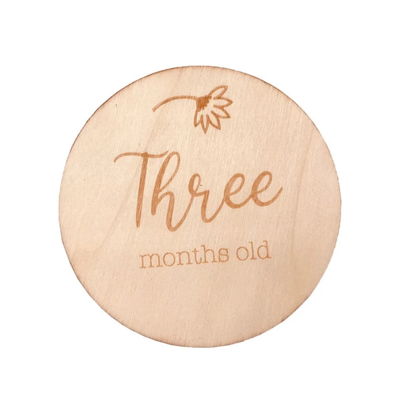 1Pc Wooden Baby Milestone Card Newborn Monthly Growth Recording Cards Handmade Baby Birth Commemorative Cards Photography Proop