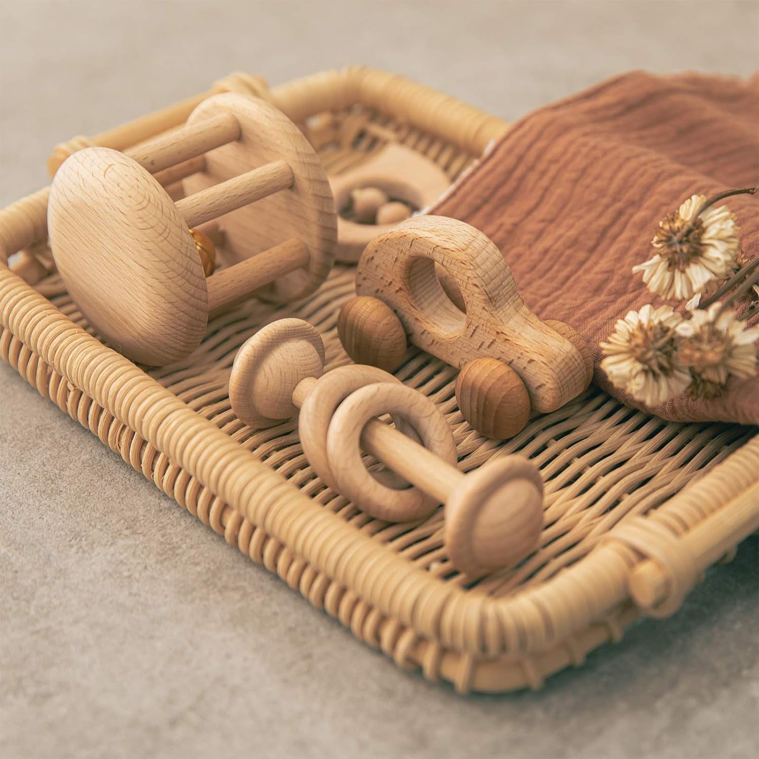 Wooden Baby Toys Montessori Toys Set Wooden Rattles Grasping Toys Wood Ring 4Pcs,Car Toy Set