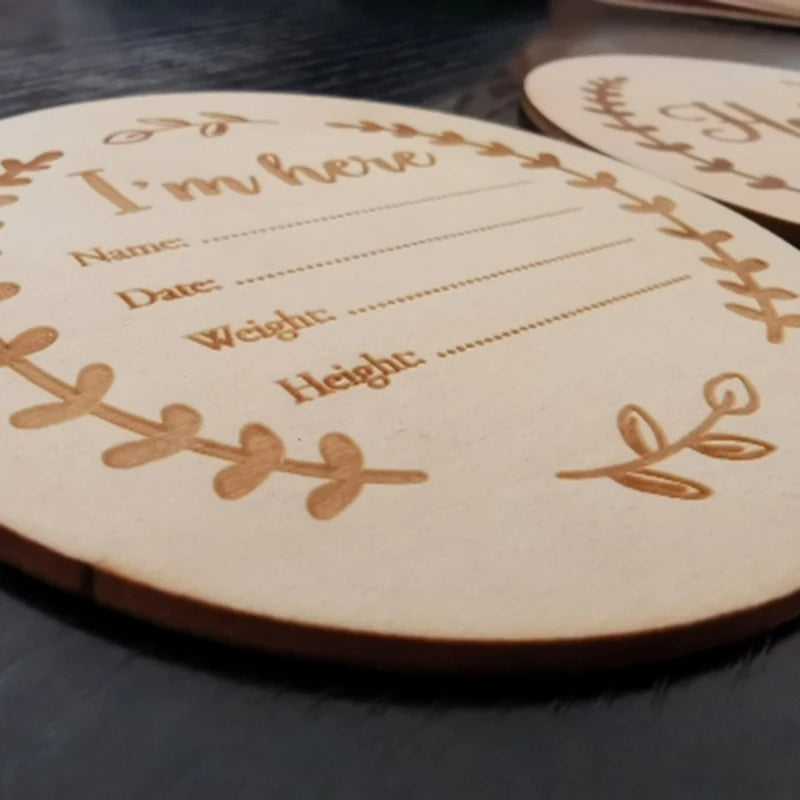 1Pc Wooden Baby Milestone Card Newborn Monthly Growth Recording Cards Handmade Baby Birth Commemorative Cards Photography Proop