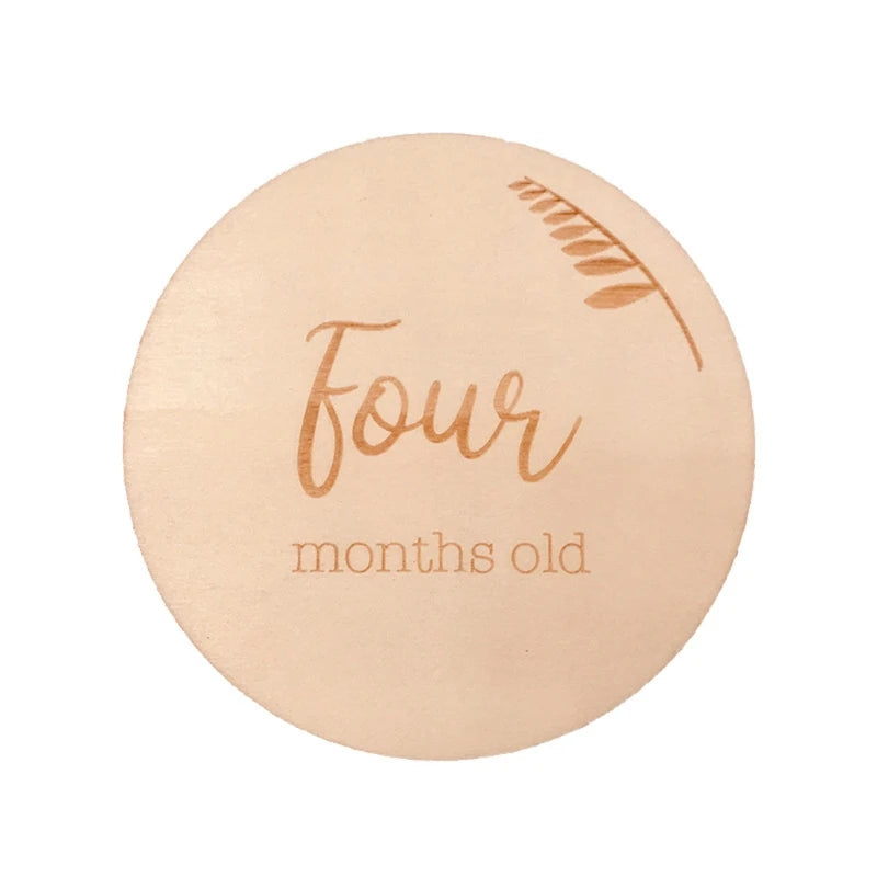 1Pc Wooden Baby Milestone Card Newborn Monthly Growth Recording Cards Handmade Baby Birth Commemorative Cards Photography Proop