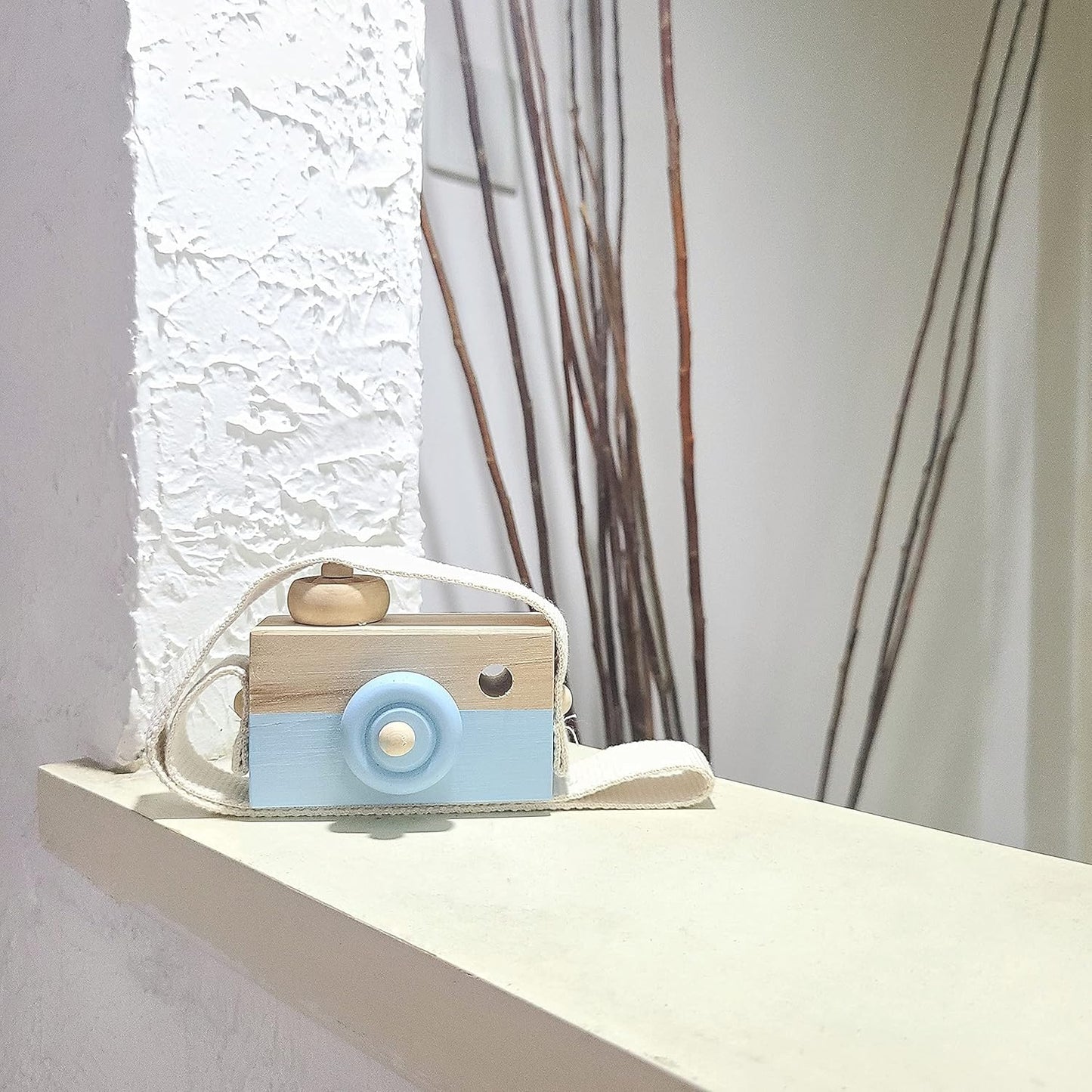 Baby Toy Wooden Mini Camera Toy, Baby Kids Cute Mini Sharpe Toy, Neck Hanging Photographed Props for Baby Toddlers Children Kids' Room Hanging Decor Gift (Blue)